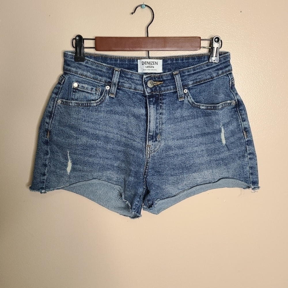 Denizen Levi's High Rise Shorts Distressed